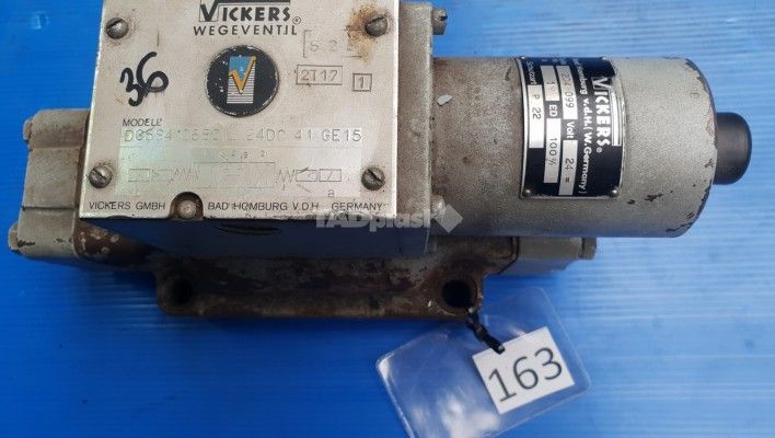 Zawór Vickers  DG5S4 068CL24DC41GE15 (163) 
