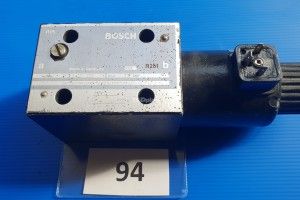 Ventil Bosch 0 810 001 909 (94)  