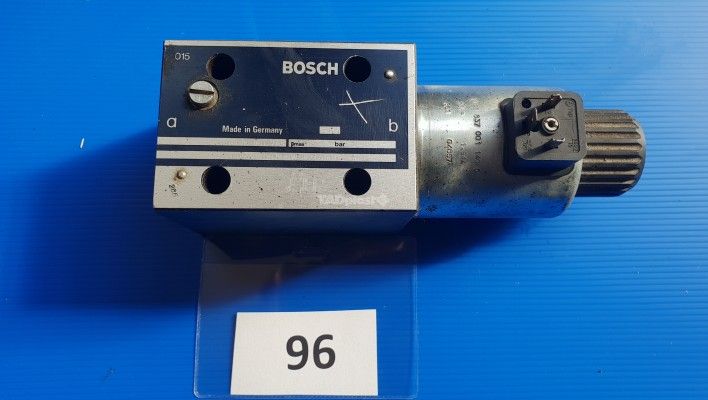 Zawór Bosch 0 810 001 705 (96)