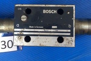 Zawór Bosch 0 810 001 701 (952)(30)   
